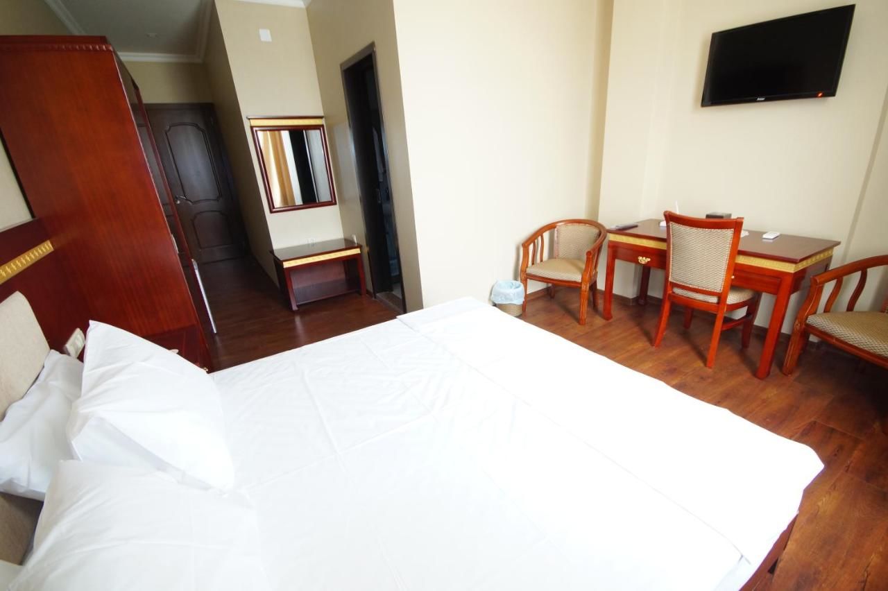Отель Hotel 725 Батуми-19