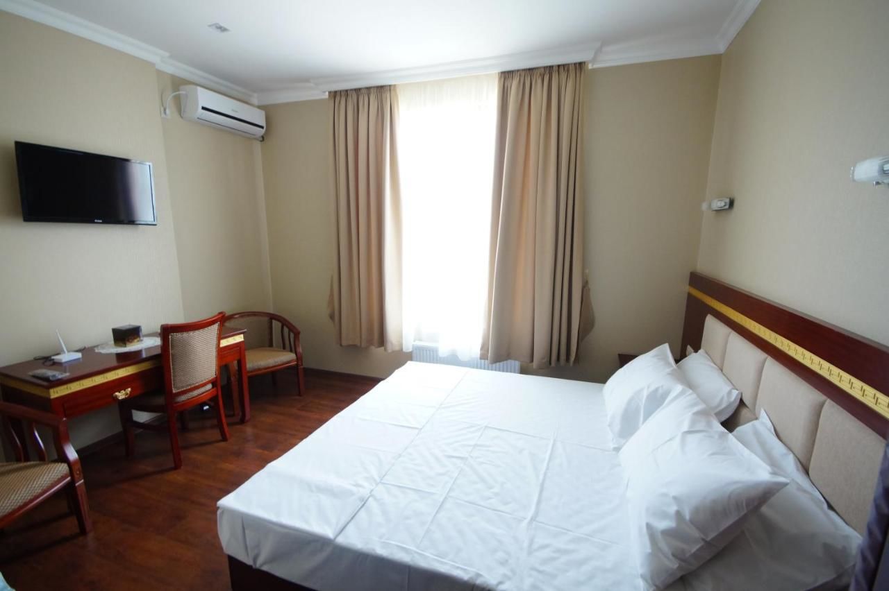 Отель Hotel 725 Батуми-29