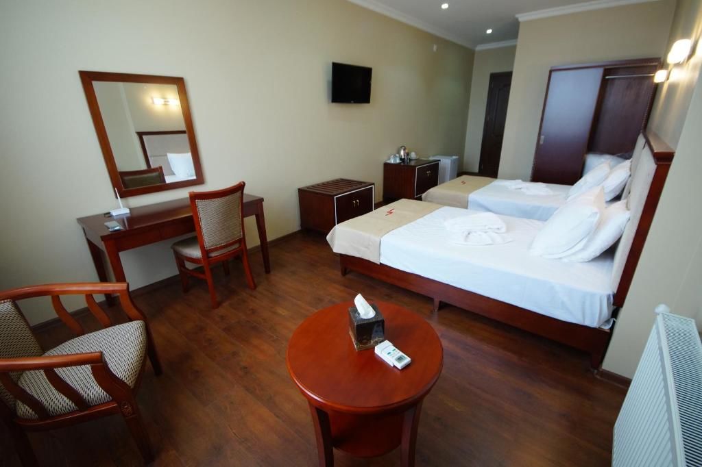 Отель Hotel 725 Батуми-38