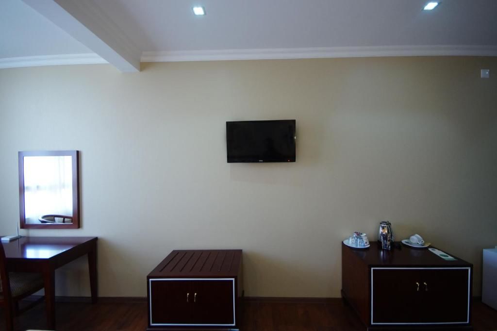 Отель Hotel 725 Батуми-39