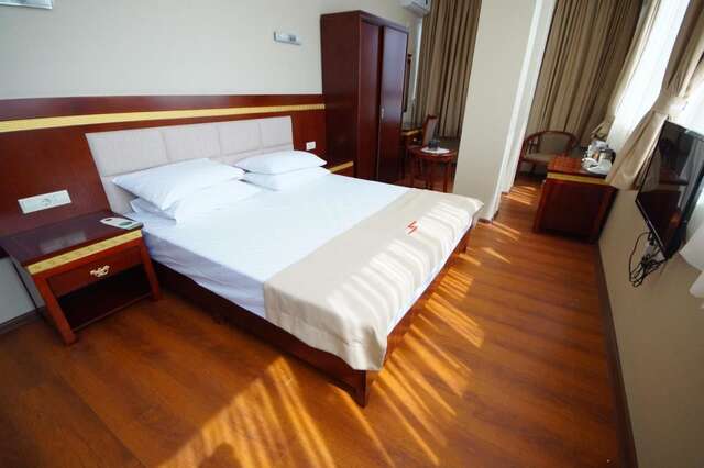 Отель Hotel 725 Батуми-21