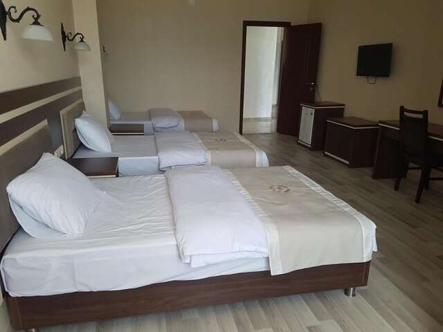 Отель Hotel 725 Батуми-31