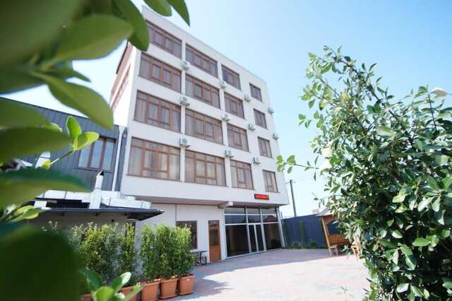 Отель Hotel 725 Батуми-5